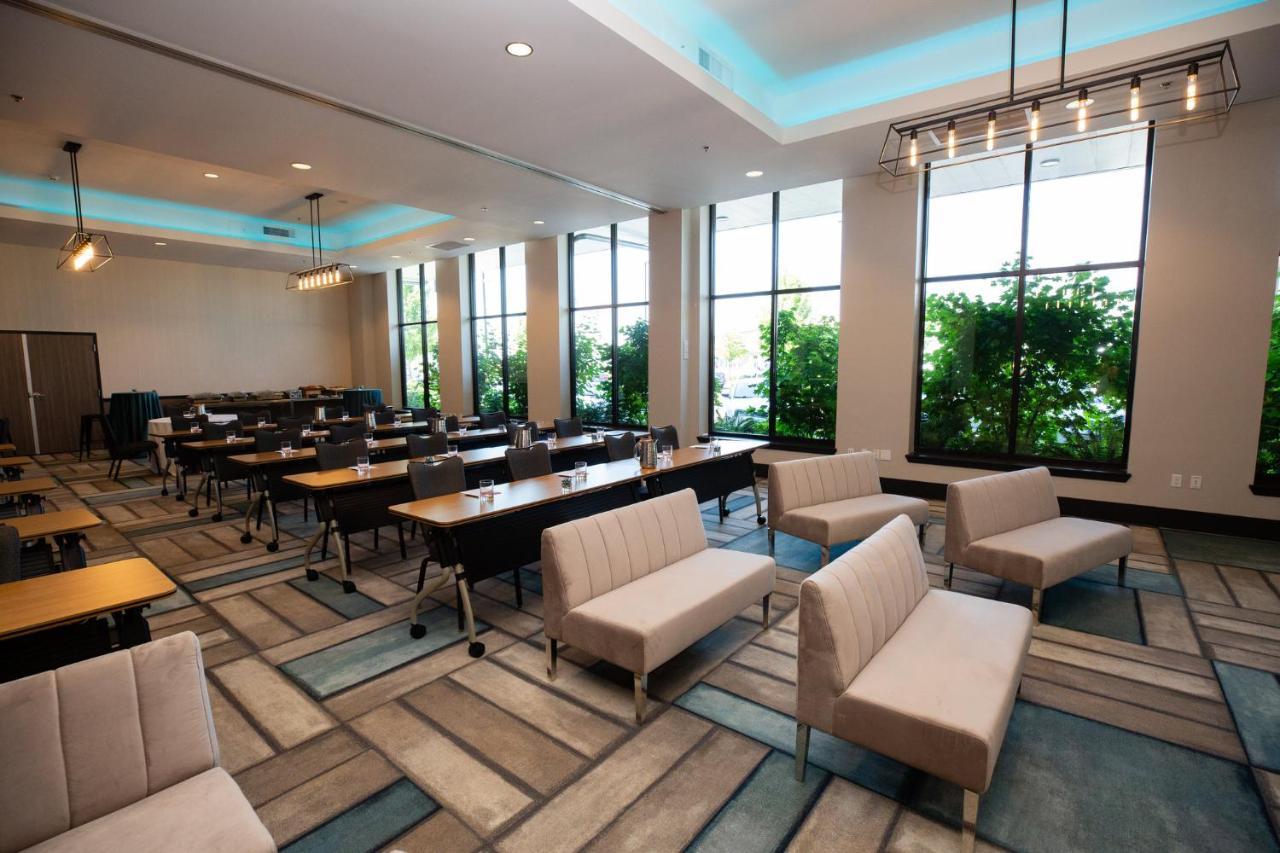 Hotel Indigo Seattle Everett Waterfront Place By Ihg Екстериор снимка
