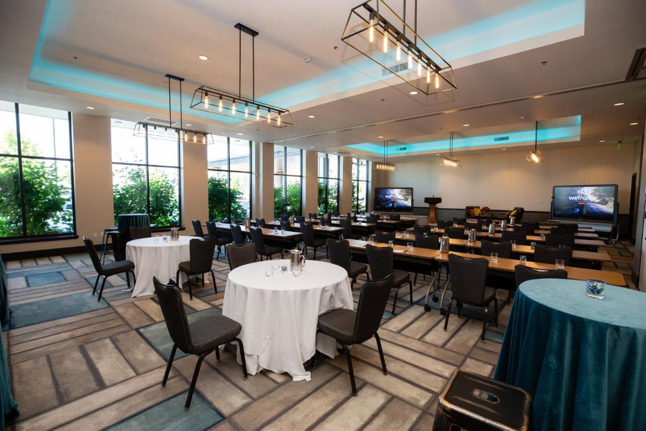 Hotel Indigo Seattle Everett Waterfront Place By Ihg Екстериор снимка